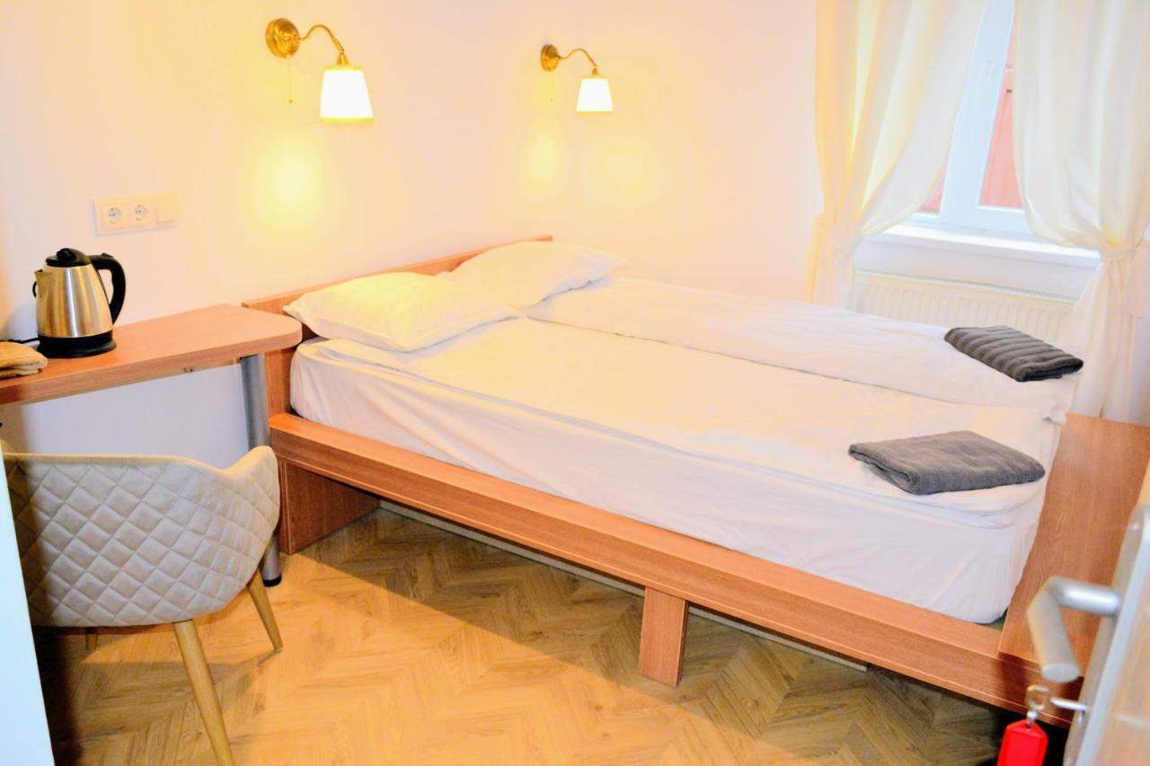 سيبيو Apartament Turnul Pielarilor Studios المظهر الخارجي الصورة